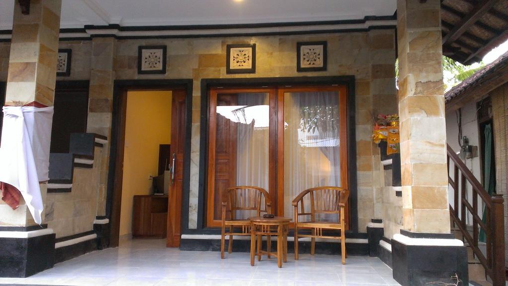 Lembongan Made Inn Nusa Lembongan Rum bild