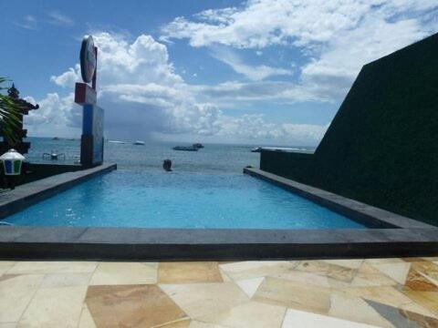 Lembongan Made Inn Nusa Lembongan Exteriör bild